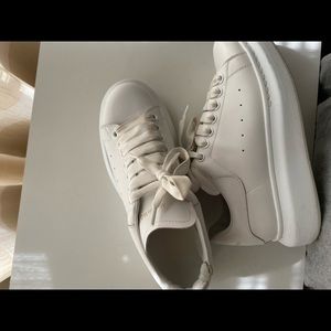 Women’s Alexander McQueen Platform Sneaker